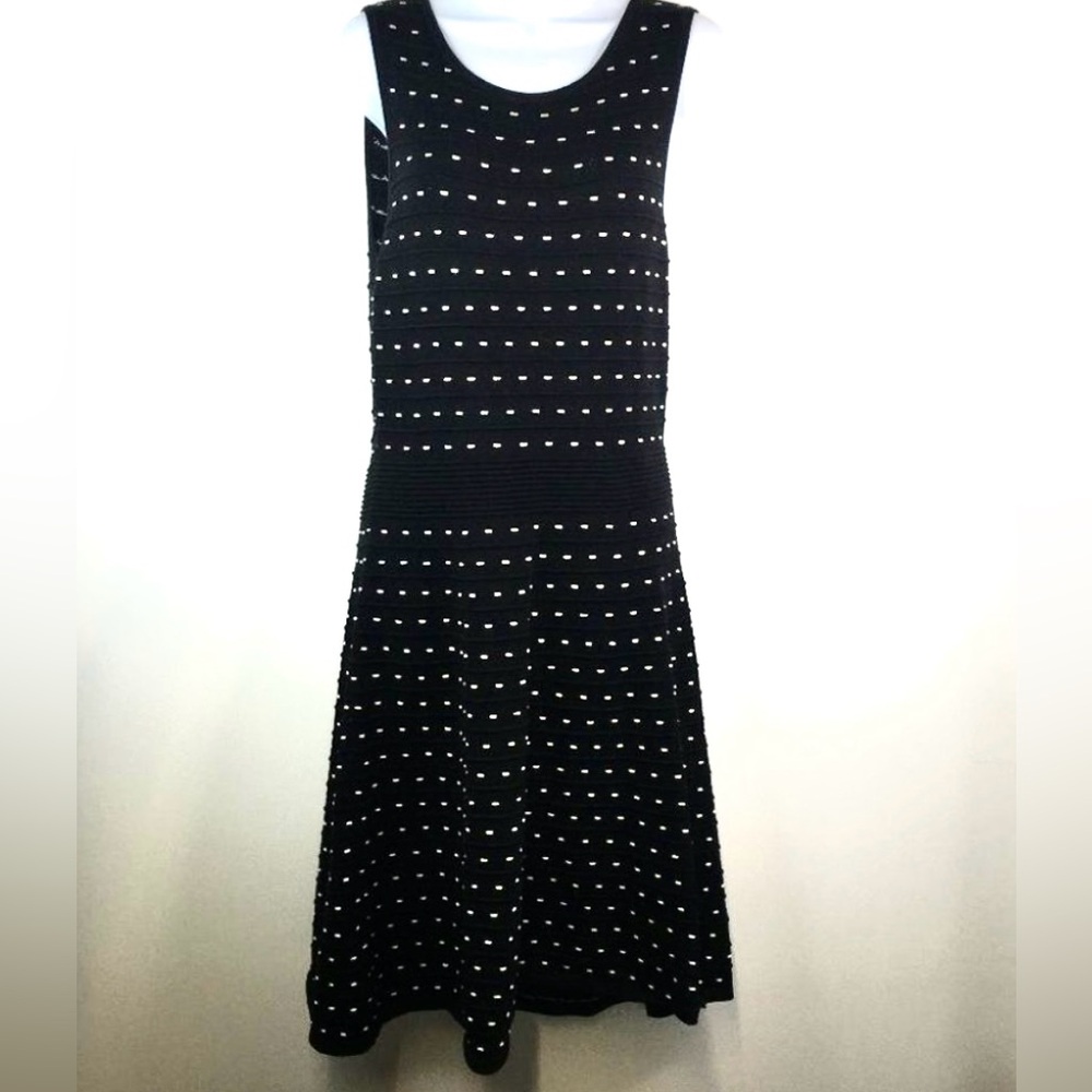 Ann Taylor knit Black Dress with White Dots, size MP